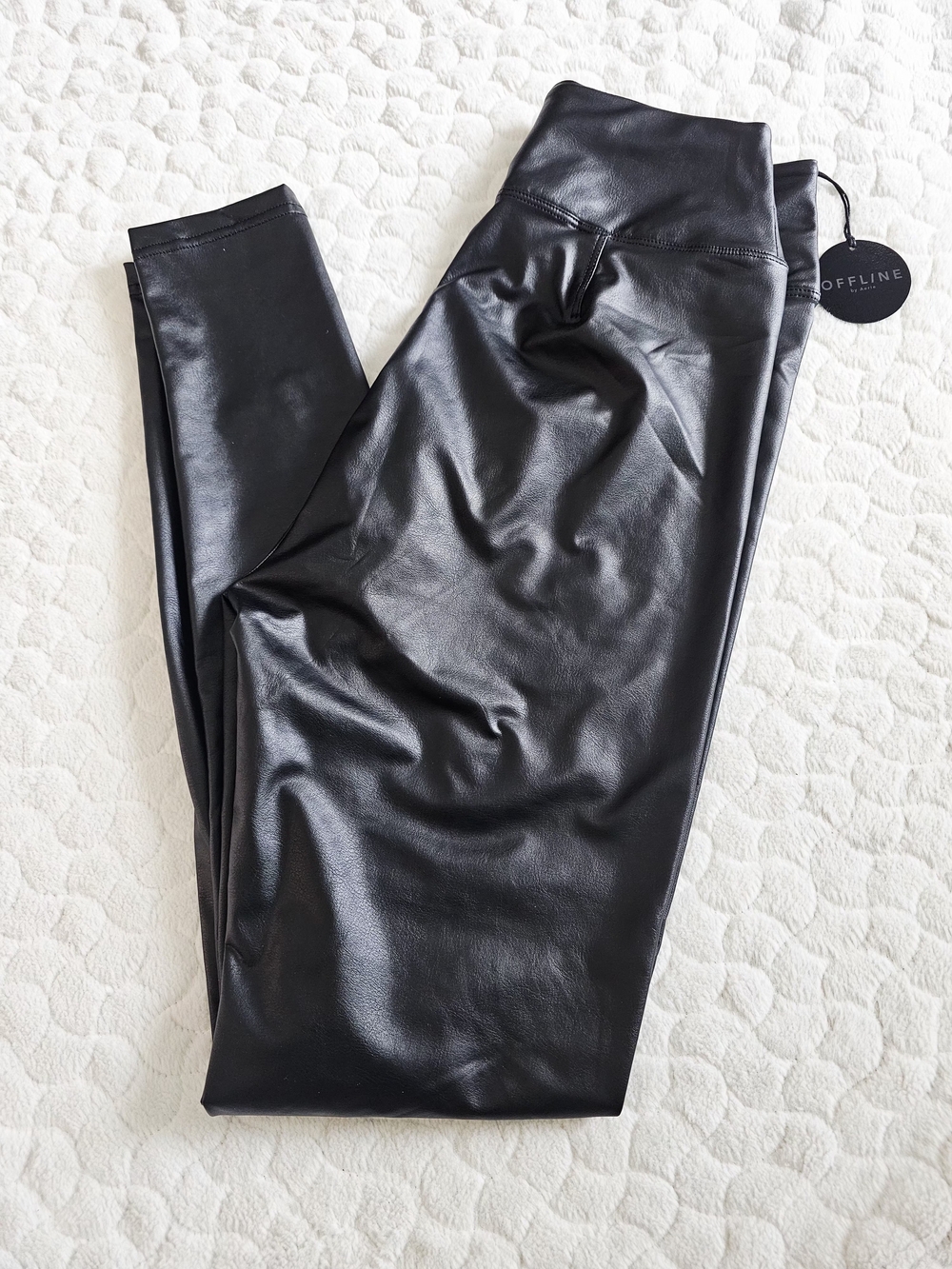 New OFFLINE By Aerie Black Faux  Leather Leggings Medium